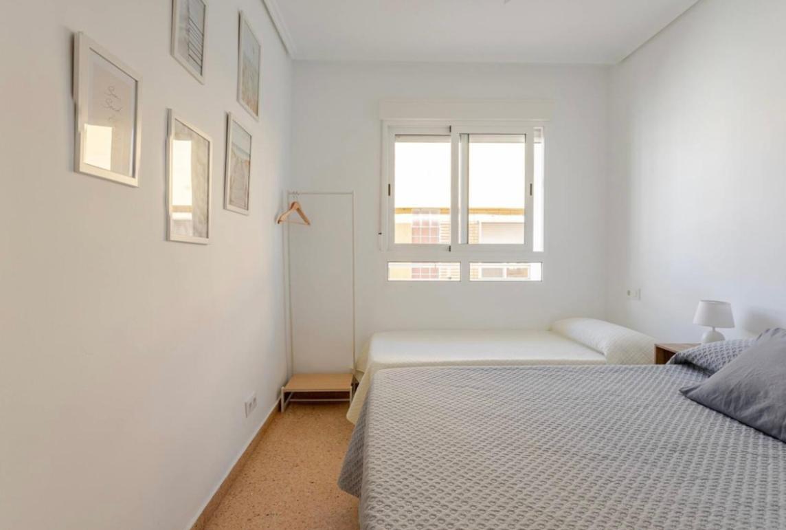 Apartamento Espacioso En La Playa De Gandia エクステリア 写真